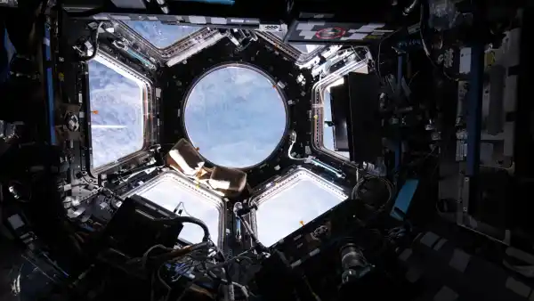 4k地球壁纸 - 电影 - 空间 - 行星「哲风壁纸」 4k地球壁纸 - 电影 - 空间 - 行星「哲风壁纸」