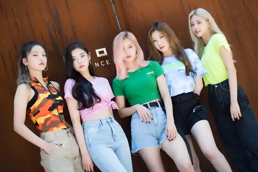 4k女团壁纸-kpop女团与-壁纸推荐「哲风壁纸」