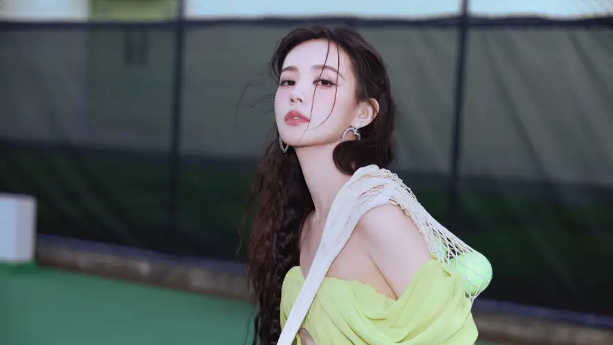 4k女明星壁纸 - 李一桐 - 电脑壁纸 - wallpaper「哲风壁纸」