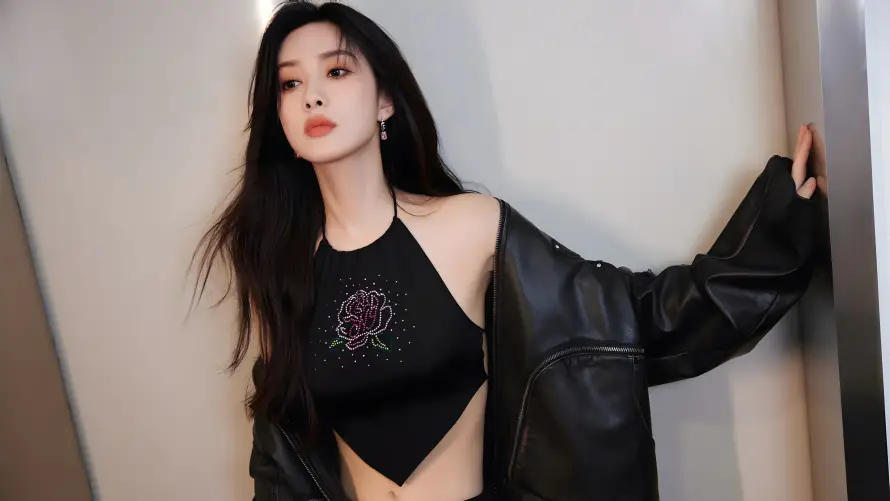 4k女明星壁纸 - 孟子义 - 肚兜写真 - wallpaper「哲风壁纸」 4k女明星壁纸 - 孟子义 - 肚兜写真 - wallpaper「哲风壁纸」