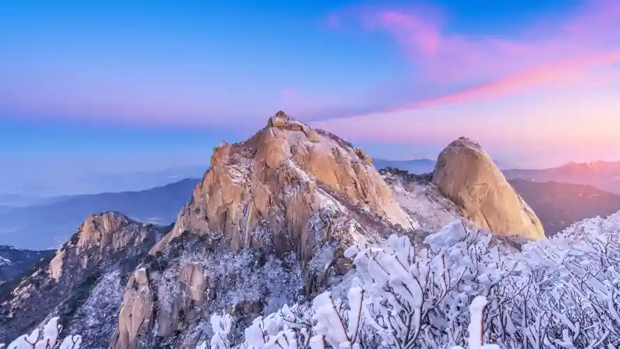 4k自然壁纸 - 风景 - 雪山峰 - 日照金山「哲风壁纸」