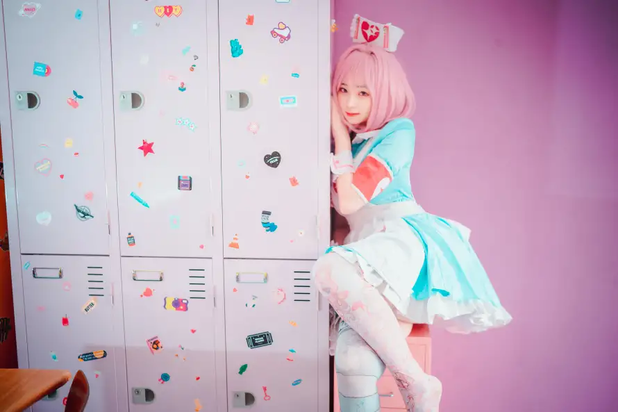 4k少女壁纸 - 美女 - 储物柜 - 护士装「哲风壁纸」 4k少女壁纸 - 美女 - 储物柜 - 护士装「哲风壁纸」