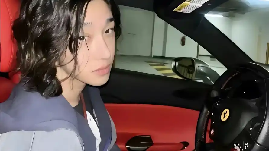 4k人物壁纸 - 跑车 - 车内 - 酷炫「哲风壁纸」