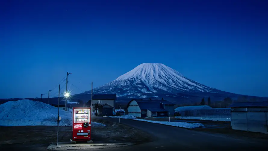 4k夜色壁纸-富士山与车辆-自然风景热门的壁纸「哲风壁纸」