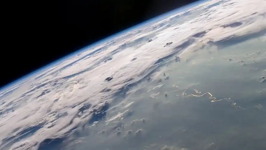 4k地球壁纸 - 太空 - 地平线 - 天际线「哲风壁纸」