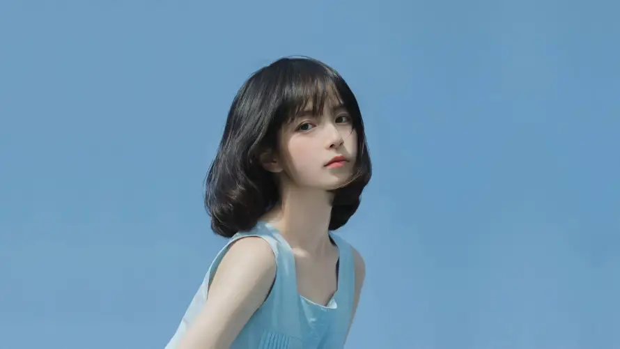 4k吊带壁纸 - 女神 - 短发 - 清新少女「哲风壁纸」