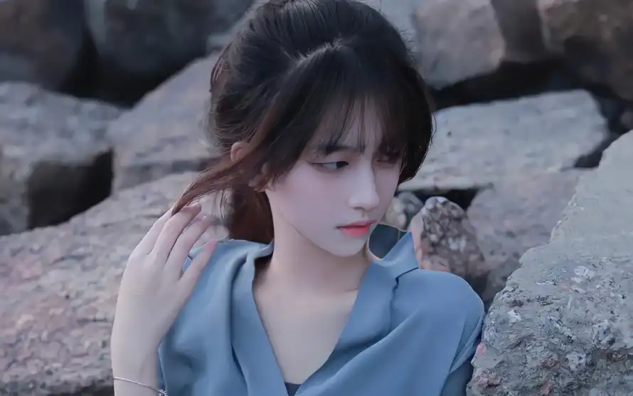 4k女子壁纸 - 美人 - 背景 - 蓝色衣衫「哲风壁纸」