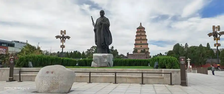 4k唐僧壁纸 - 地标 - 景观 - 西安「哲风壁纸」 4k唐僧壁纸 - 地标 - 景观 - 西安「哲风壁纸」