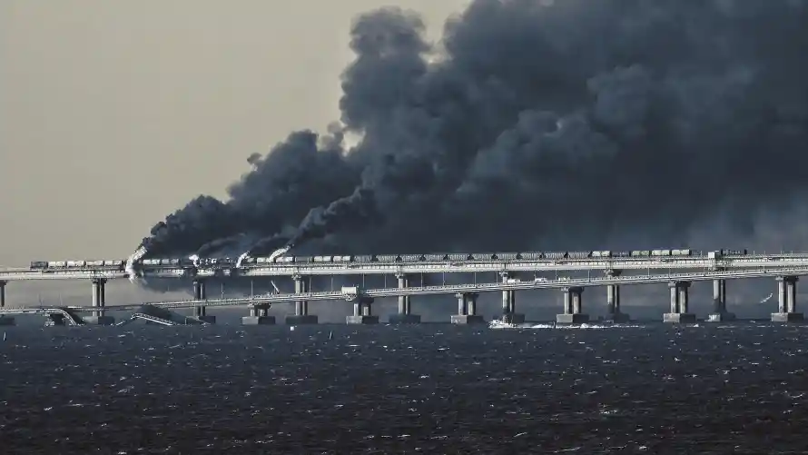 4k大桥壁纸 - 烟 - 风景 - 浓烟景象「哲风壁纸」