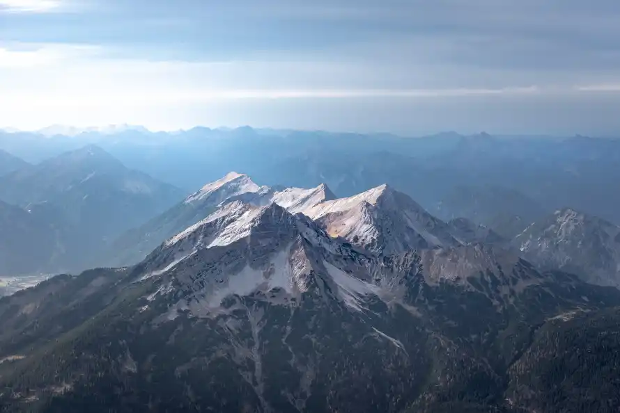 4k山峰壁纸 - 山脉 - 自然 - 风景「哲风壁纸」 4k山峰壁纸 - 山脉 - 自然 - 风景「哲风壁纸」