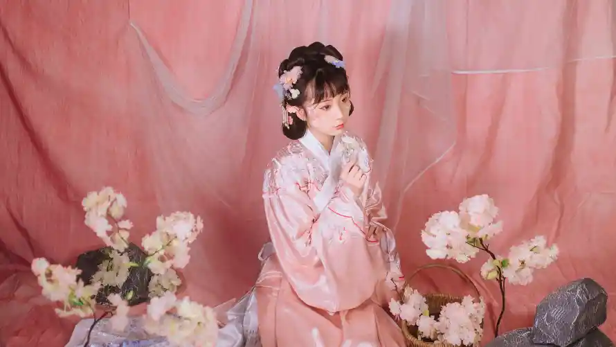 4k古风壁纸 - 布景 - 汉服 - 粉色「哲风壁纸」