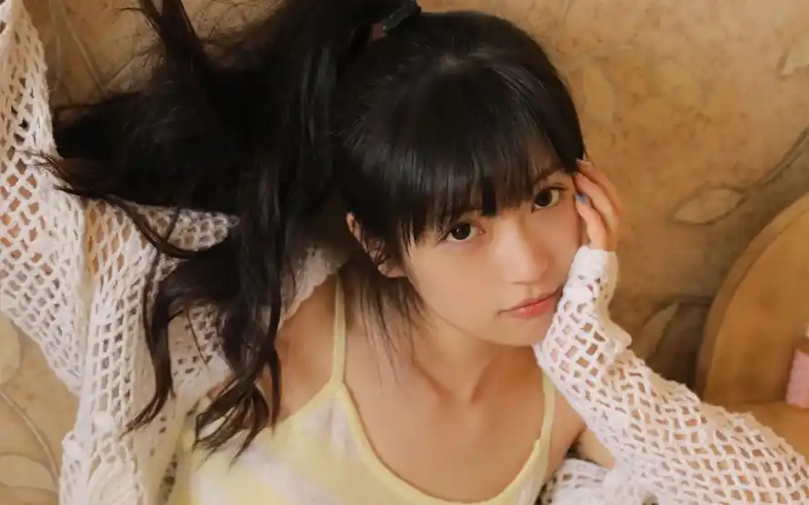 4k可爱壁纸 - 美女 - 可爱美女 - 居家写真「哲风壁纸」