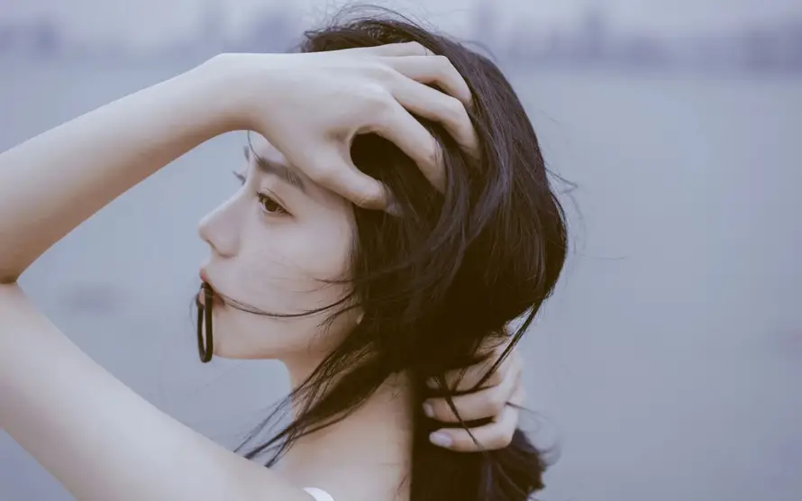 4k美女壁纸 - 魅力 - 优雅气质 - 女性肖像「哲风壁纸」