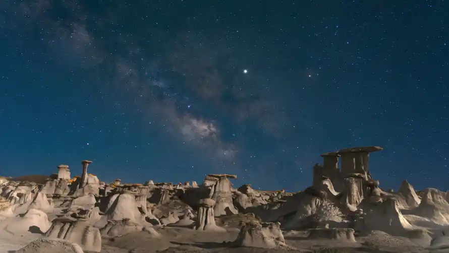 4k自然壁纸 - 风景 - 岩石景观 - 星空夜景「哲风壁纸」