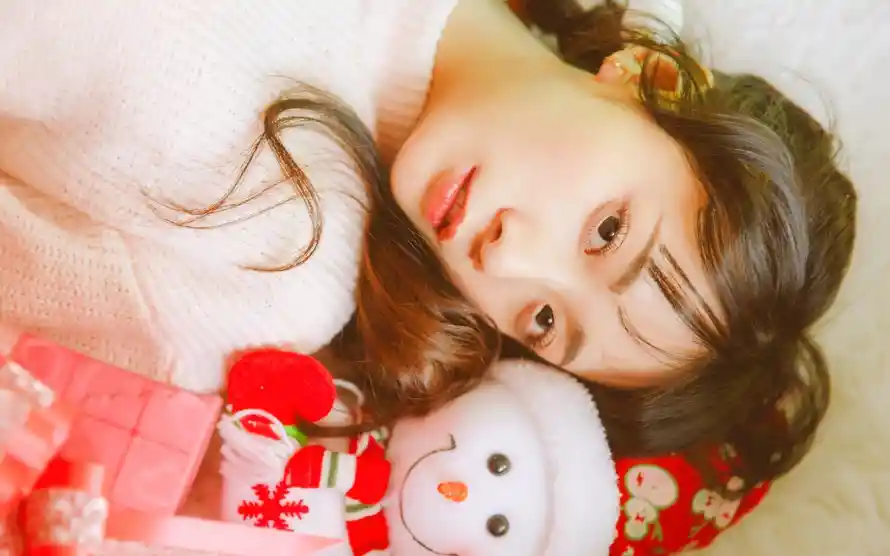 4k美女壁纸 - 迷人 - 冬季主题 - 冬日美女「哲风壁纸」