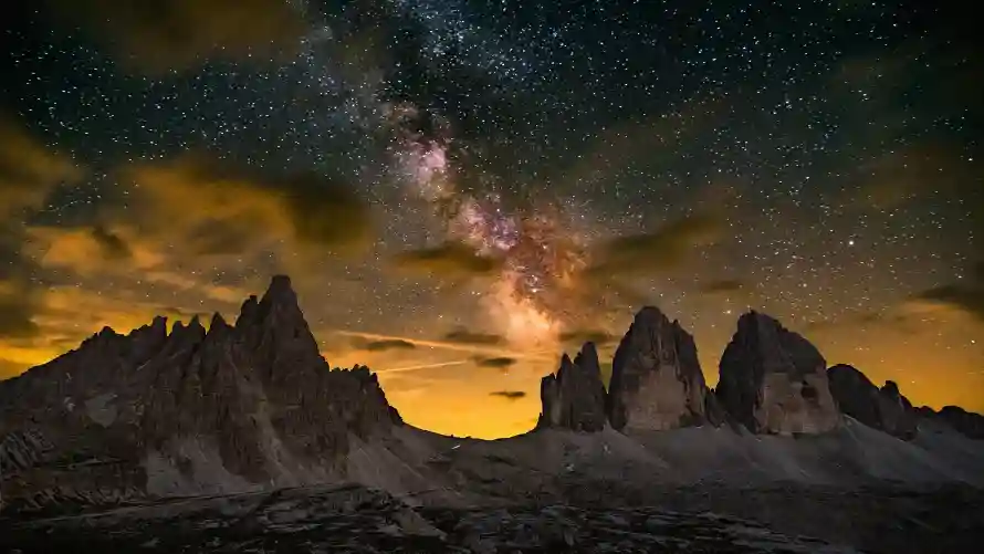 4k自然壁纸 - 风景 - 山峦风光 - 星空夜景「哲风壁纸」 4k自然壁纸 - 风景 - 山峦风光 - 星空夜景「哲风壁纸」