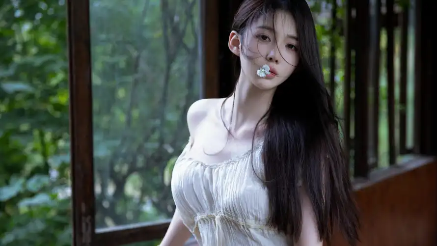 4k女神壁纸 - 美女 - 户外写真 - 森林木屋「哲风壁纸」