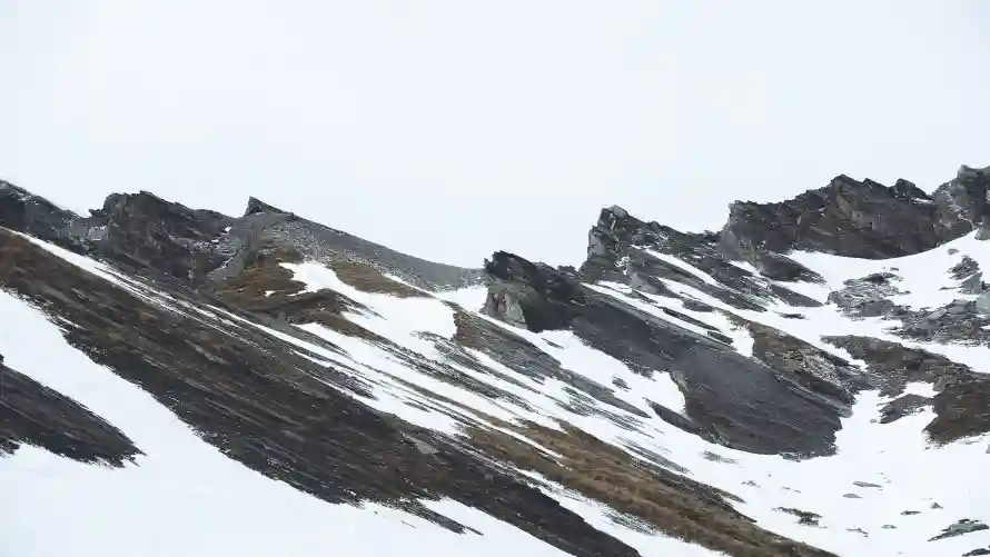 4k岩石壁纸 - 自然 - 雪山 - 风景「哲风壁纸」 4k岩石壁纸 - 自然 - 雪山 - 风景「哲风壁纸」