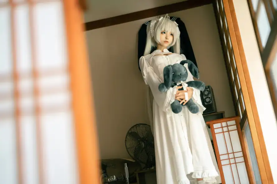 4k和风壁纸 - 二次元 - 抱玩偶 - 美少女「哲风壁纸」