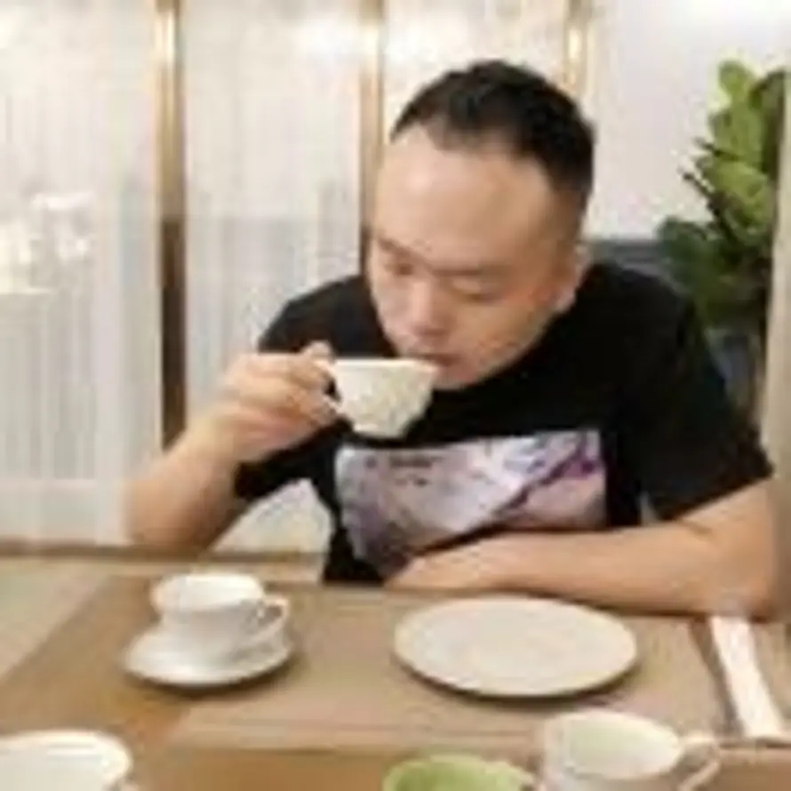 方梓的头像