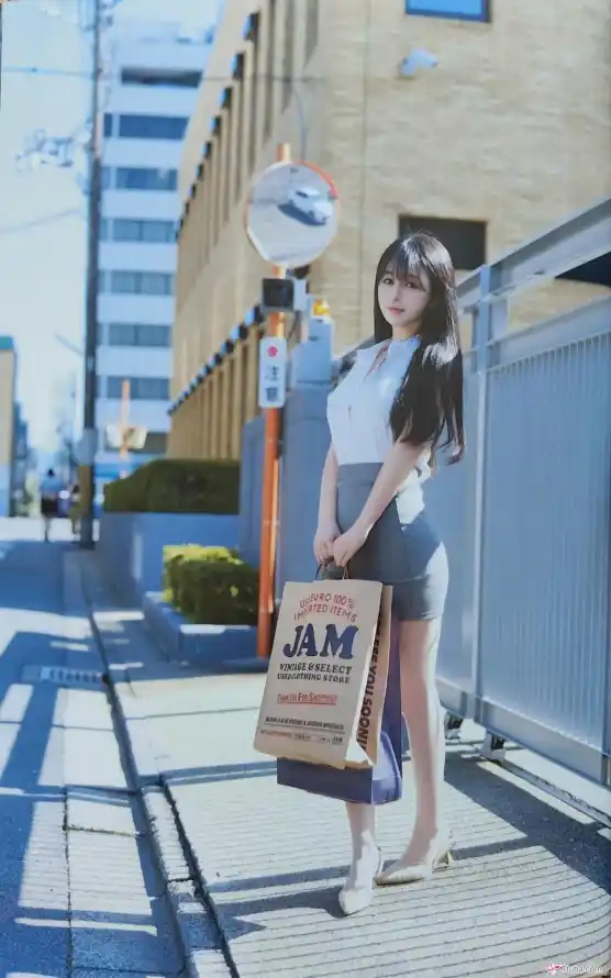 4k手机壁纸壁纸 - 美女高清壁纸 - 热门壁纸 - wallpaper「哲风壁纸」