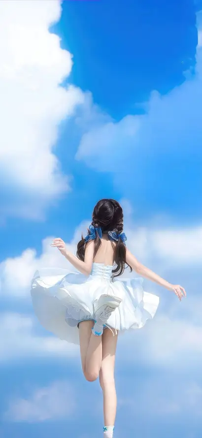 4k奔跑壁纸 - 女孩 - 清新 - 白云「哲风壁纸」