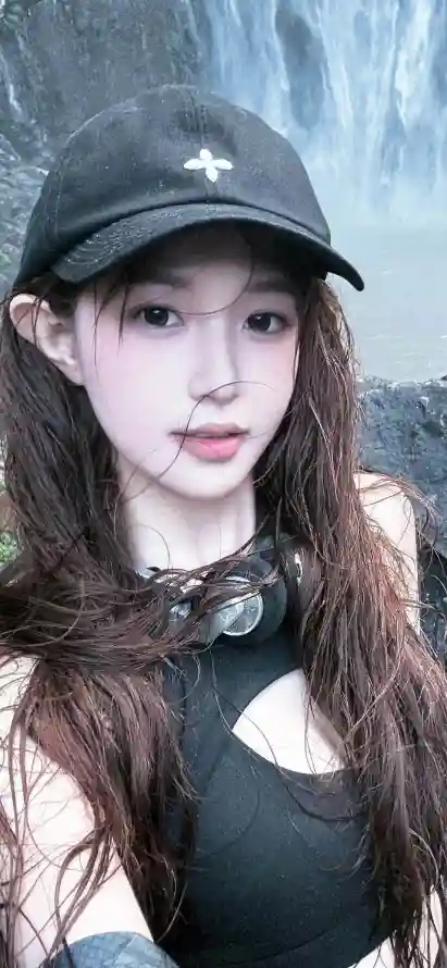4k女生壁纸 - 瀑布 - 自拍 - 长发「哲风壁纸」