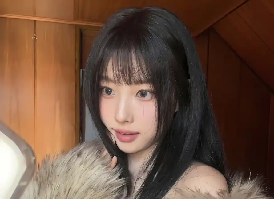 2k室内壁纸-姜惠元壁纸和美女-毛绒服饰免费下载「哲风壁纸」