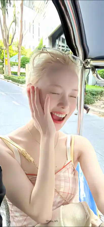 4k户外壁纸 - 爱豆 - 笑容 - 金发「哲风壁纸」