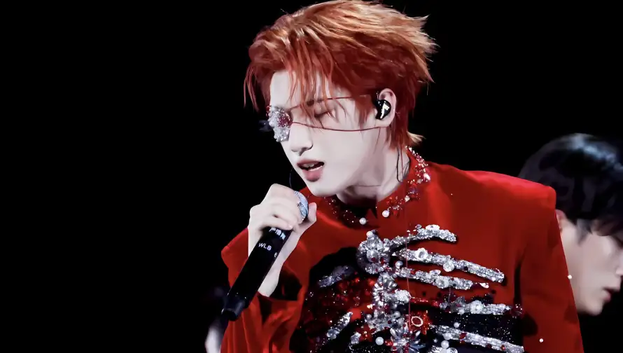 4k眼罩壁纸 - 礼服 - 红发 - 舞台「哲风壁纸」