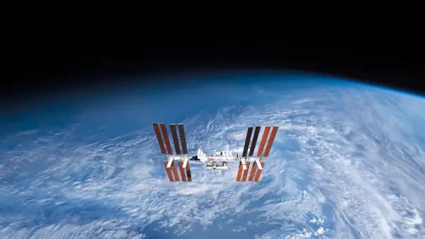 4k地球壁纸 - 电影 - 空间 - 行星「哲风壁纸」