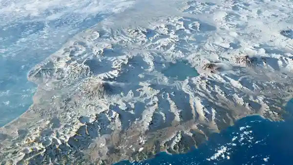 4k地球壁纸 - 山 - 景观 - 火山「哲风壁纸」
