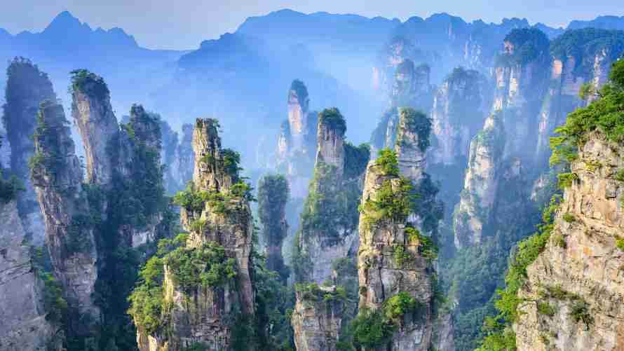 4k亚洲壁纸-盆地山和云-晴朗的天空壁纸分享「哲风壁纸」