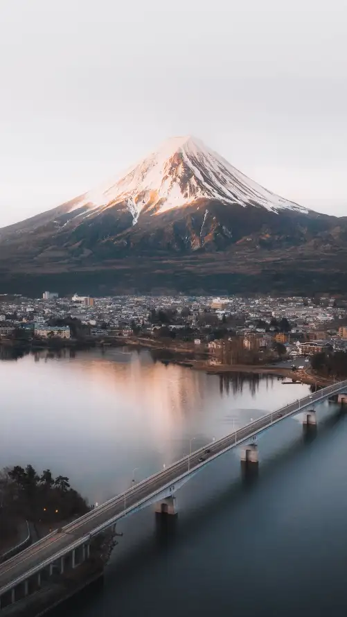 4k高地壁纸 - 光 - 富士山 - 水资源「哲风壁纸」