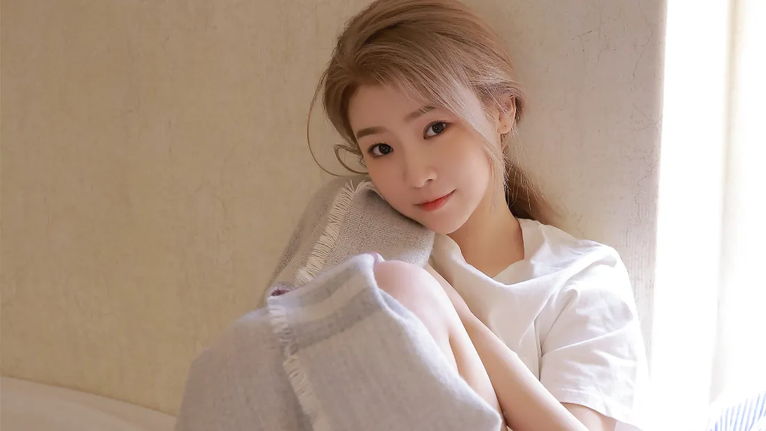 2k清纯壁纸 - 美女背景图片「哲风壁纸」