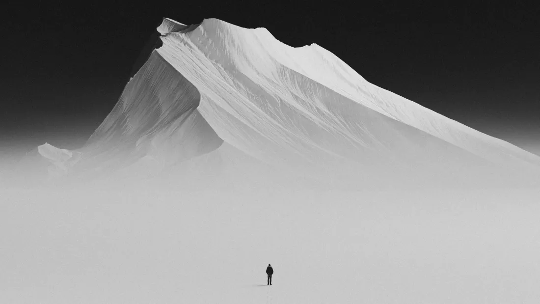 4k创意山峰壁纸｜人物背景图片 - 震撼风景「哲风壁纸」