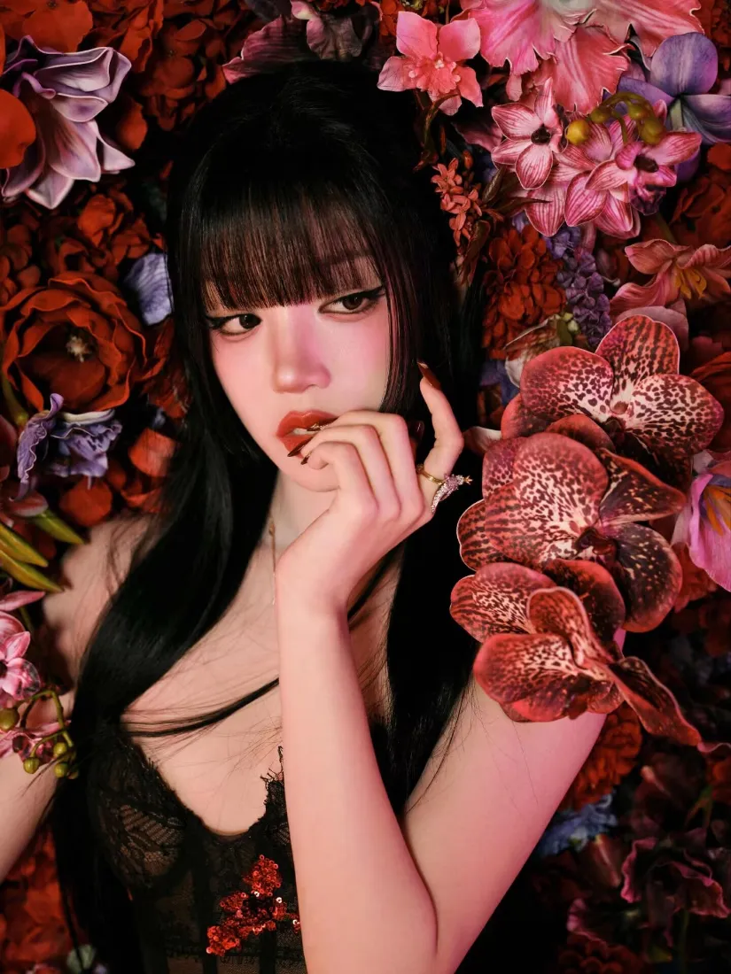 宋雨崎花卉手机壁纸｜花簇背景图片 - 迷人「哲风壁纸」