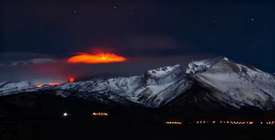3k雪山晚霞壁纸｜傍晚雪景图片 - 灯光「哲风壁纸」